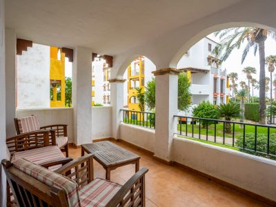 ATLANTERRA. COSTA DON CARLOS. Apartamento de dos dormitorios y terraza