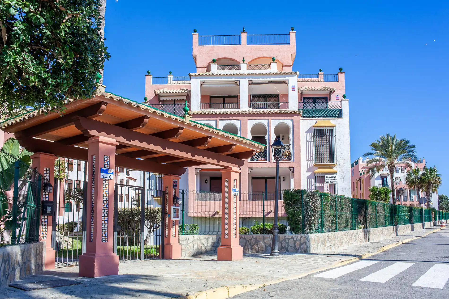 Apartamentos en zahara de los Atunes (2)
