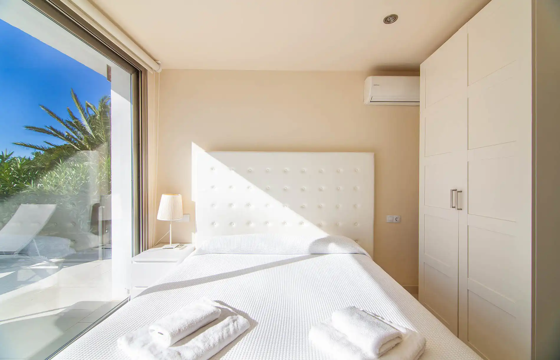 Apartamento Zahara de los Atunes con piscina