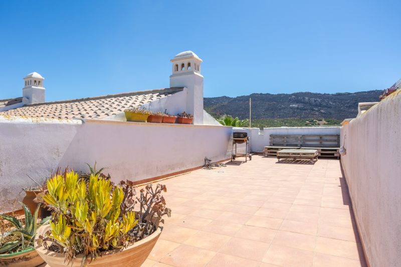 Apartamento dos habitaciones y terraza en Atlanterras