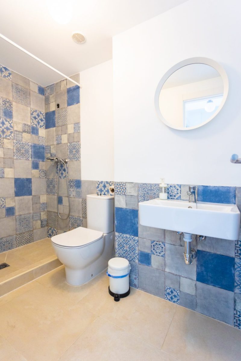 Apartamento dos habitaciones y terraza en Atlanterras