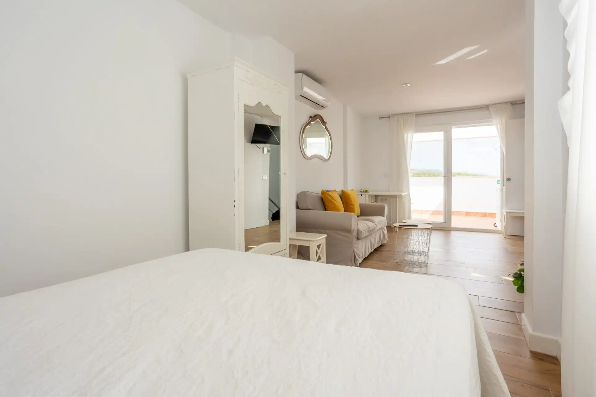 ZAHARA CENTRO. MARÍA LUISA 3. Apartamento para 4 personas con terraza 12 Apartamento con terraza en Zahara Pueblo