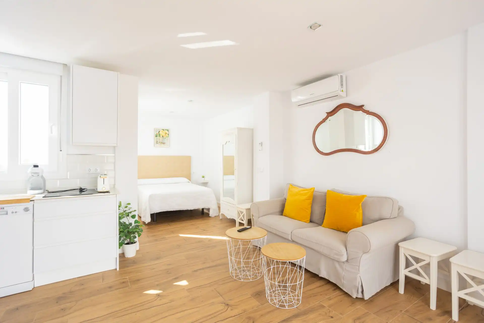 ZAHARA CENTRO. MARÍA LUISA 3. Apartamento para 4 personas con terraza 6 Apartamento con terraza en Zahara Pueblo