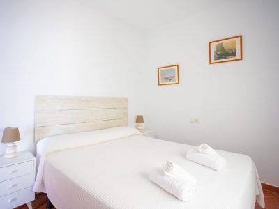 ZAHARA CENTRO. ATARRAYA. Apartamento en el centro de Zahara para 5 personas. Mascota