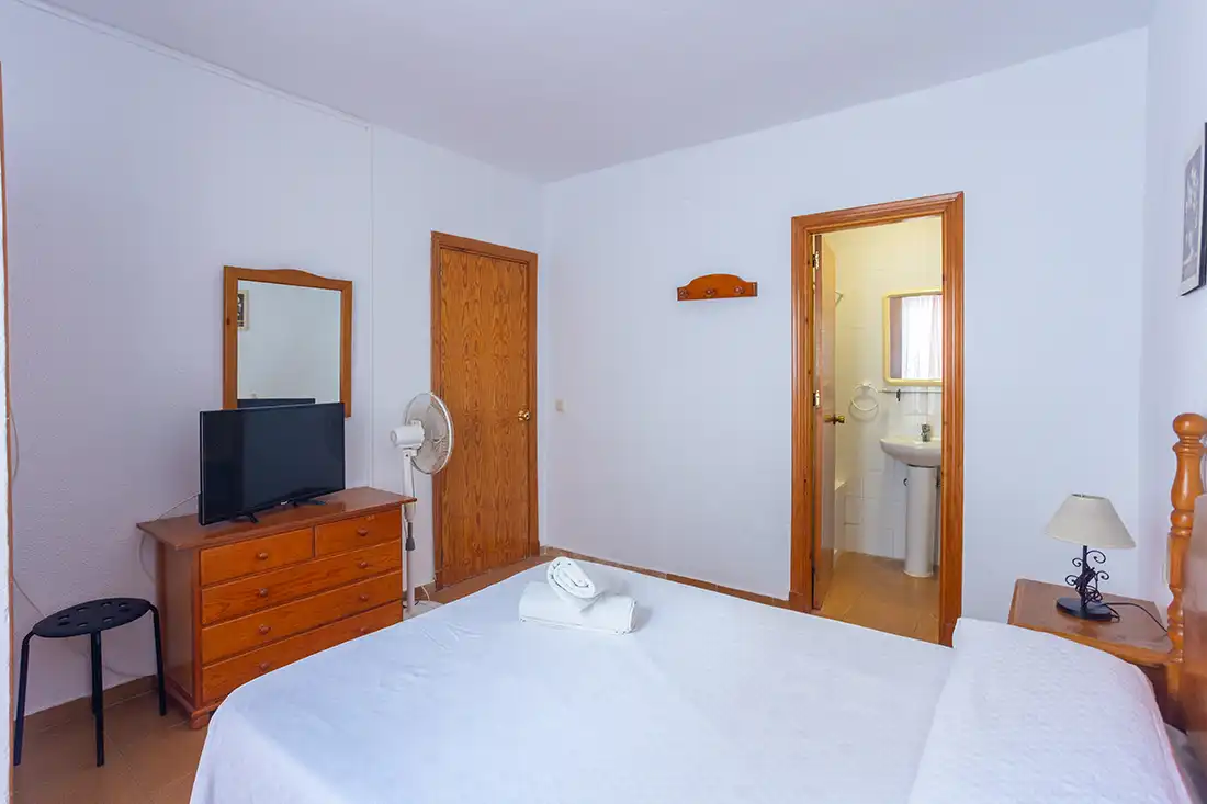 ZAHARA CENTRO. GRAN SOL 2. Apartamento con terraza en el centro de Zahara. Mascota 8 Apartamento terraza Zahara de los Atunes pueblo