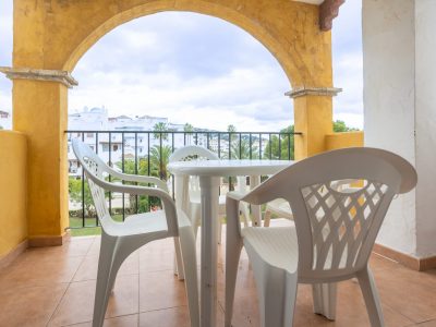 ATLANTERRA. COSTA FRONT BEACH. Apartamento dos dormitorios con terraza