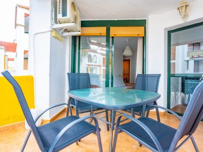 ATLANTERRA. COSTA NOELIA. Apartamento dos dormitorios y terraza